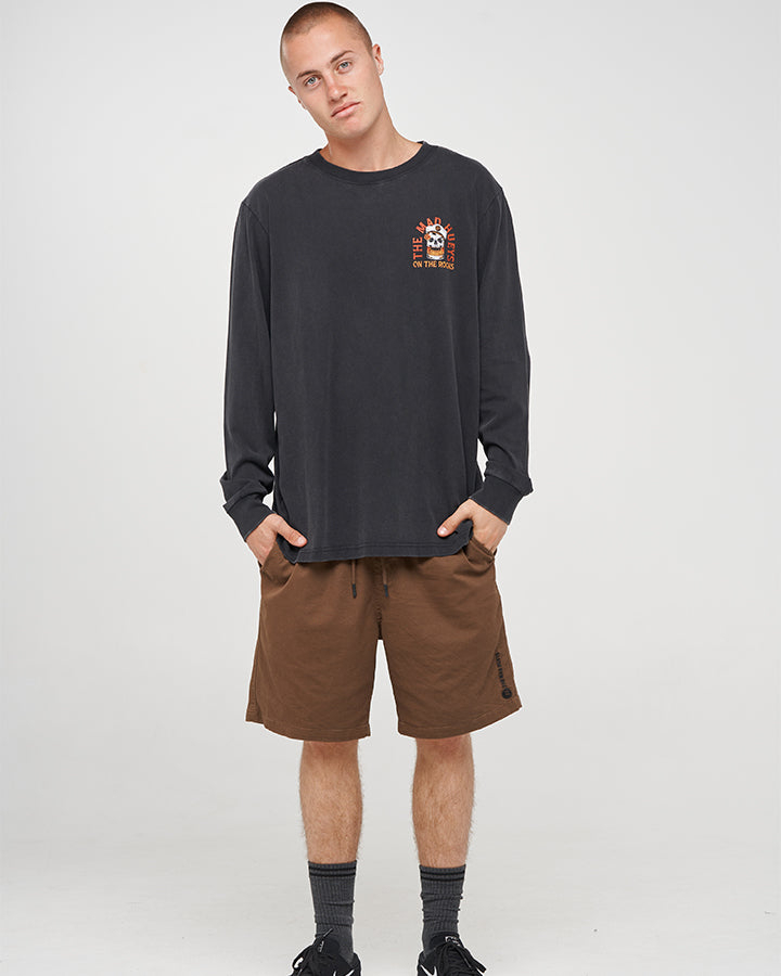 On The Rocks Skull Sailor Fish – Streetwear Brand Hoodies Bewertung und Preis